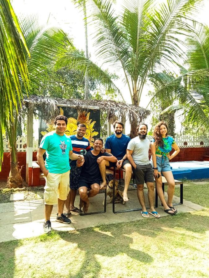 Nest & Guest House, Baga-arpora