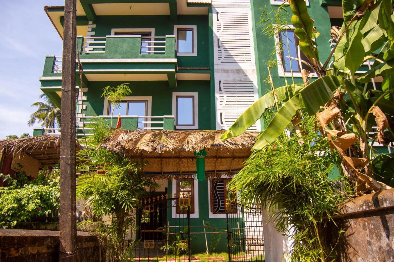 Nest & Guest House, Baga-arpora *