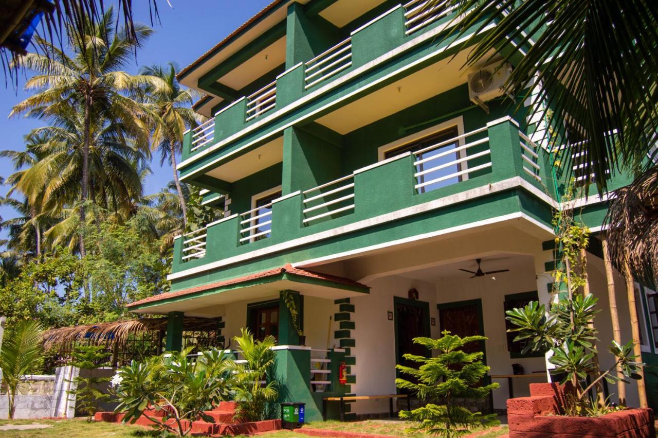 Nest & Guest House, Baga-arpora Hostel *